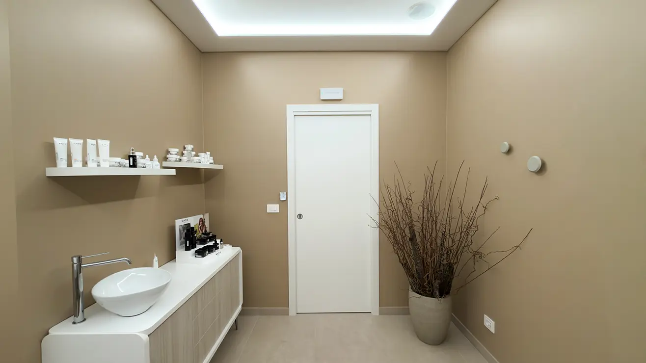 Interni centro estetico Age Beauty Lab Crema