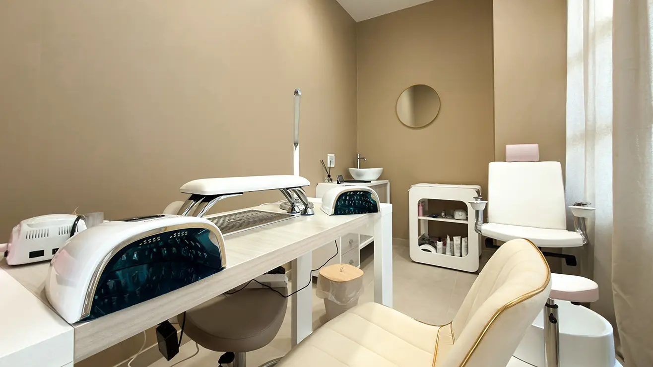 Interni centro estetico Age Beauty Lab Crema